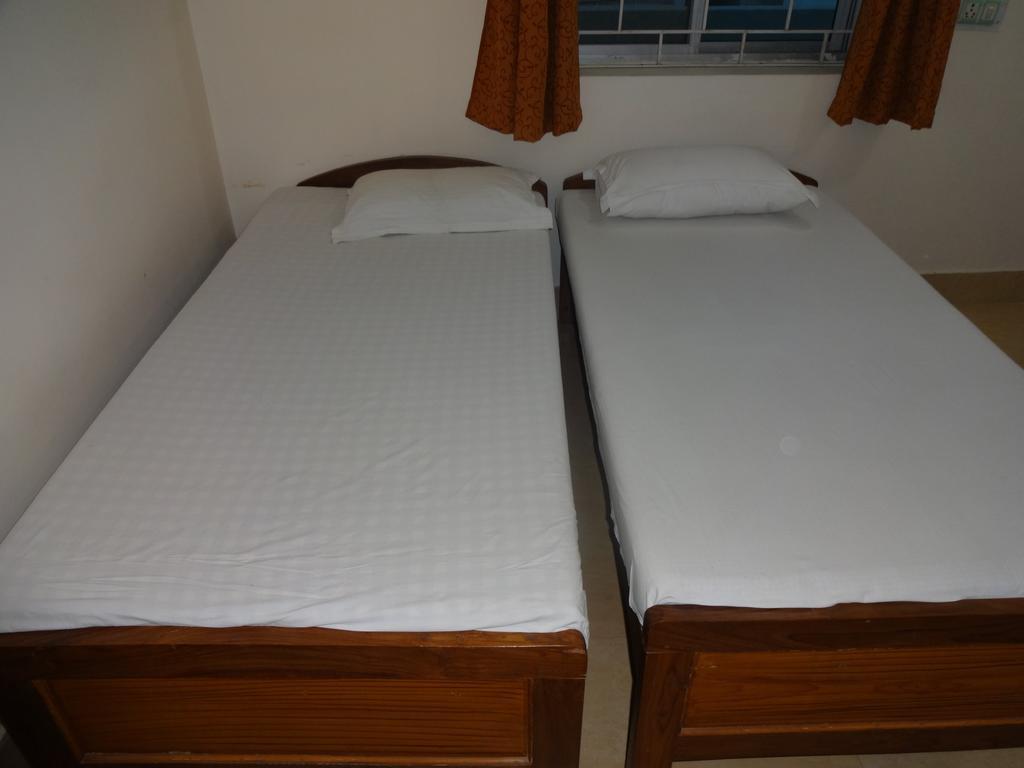 Harsh & Yash Guest House Bódhgaja Pokoj fotografie
